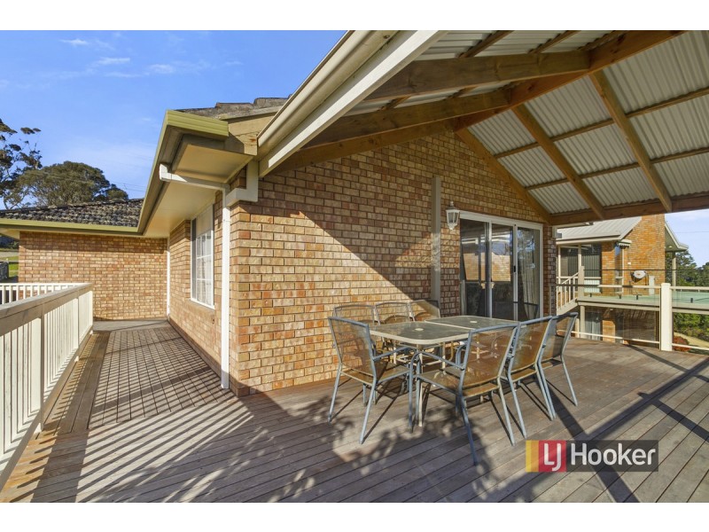 3 Point Road, Kalimna VIC 3909