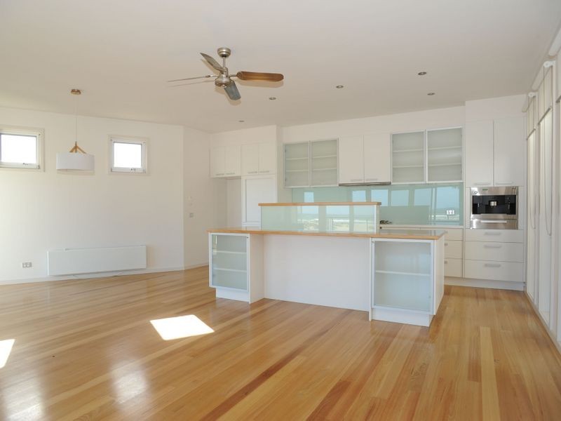 2/24 Skidale Close, Lake Tyers Beach VIC 3909