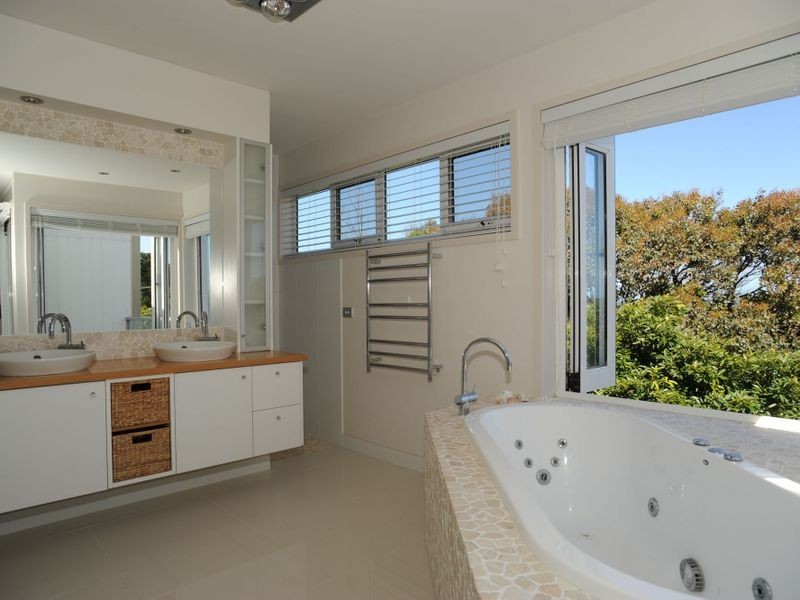 2/24 Skidale Close, Lake Tyers Beach VIC 3909