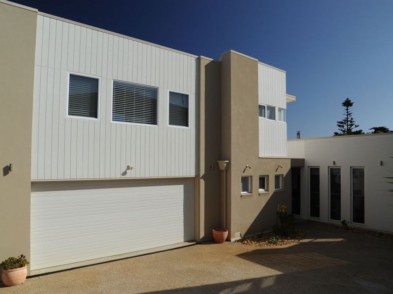 2/24 Skidale Close, Lake Tyers Beach VIC 3909