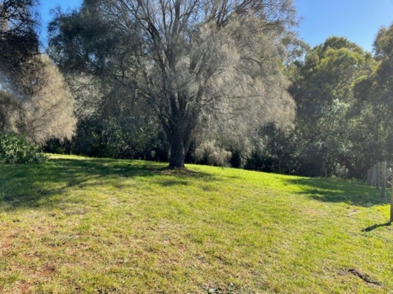 9 The Sanctuary, Metung VIC 3904