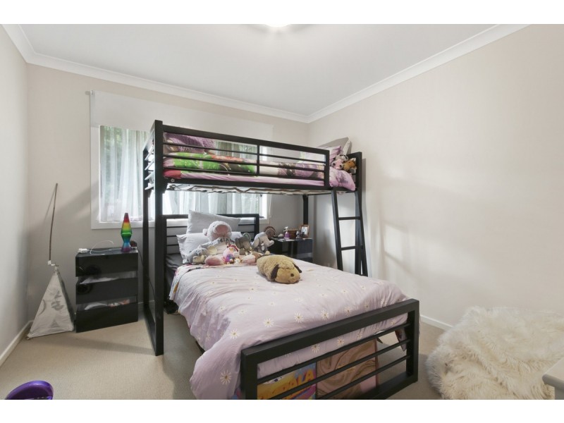 48 Capes Road, Lakes Entrance VIC 3909