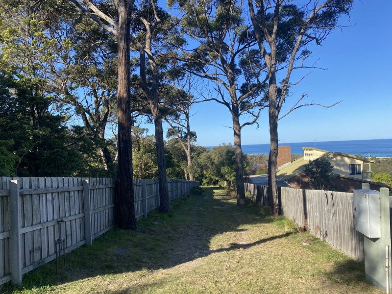 22 Beveridges Road, Lakes Entrance VIC 3909