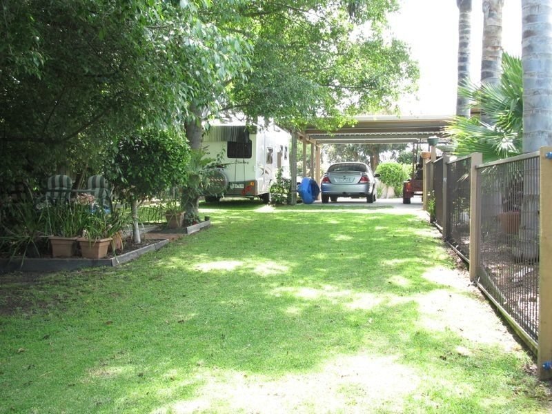 25 Wyrallah Street, Lakes Entrance VIC 3909