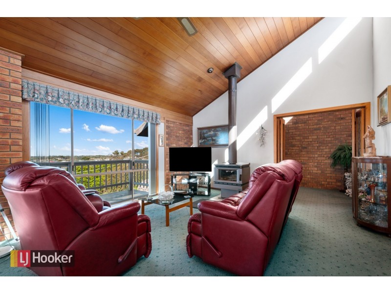 7 Clara Street, Kalimna VIC 3909