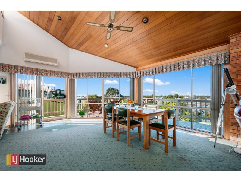 7 Clara Street, Kalimna VIC 3909