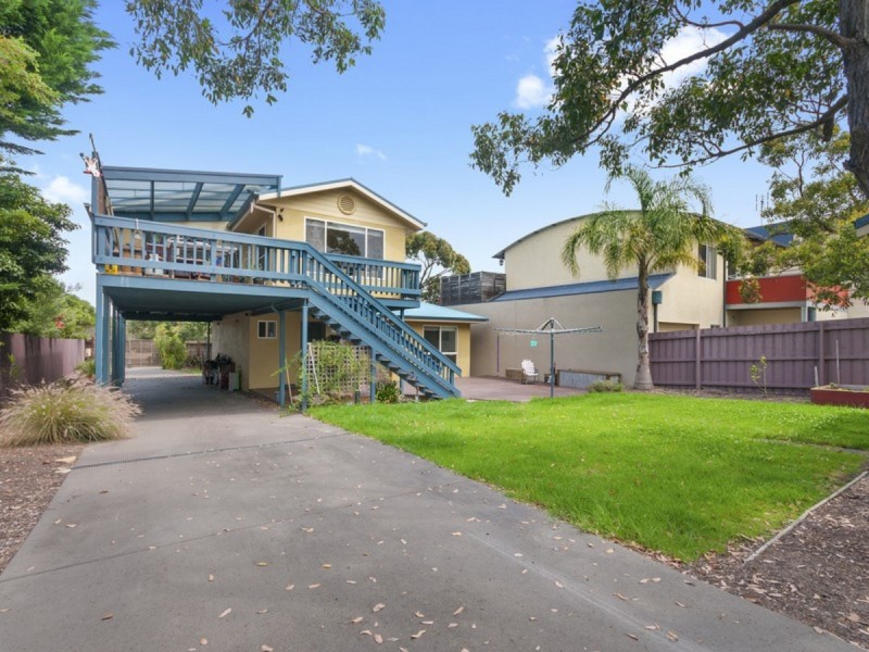 439 Lake Tyers Beach Road, Lake Tyers Beach VIC 3909