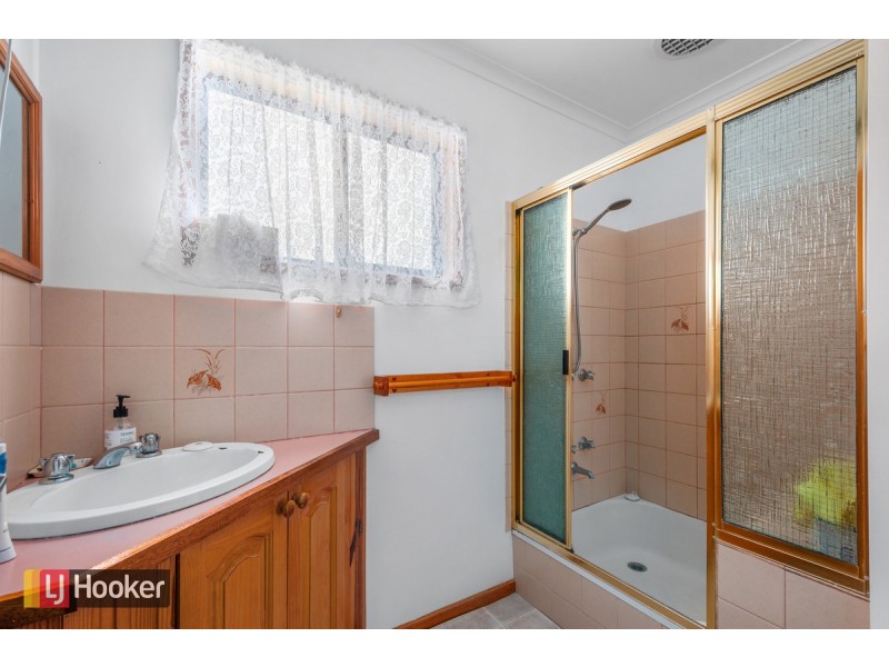 49 Gold Ring Road, Lakes Entrance VIC 3909