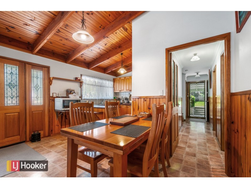 49 Gold Ring Road, Lakes Entrance VIC 3909