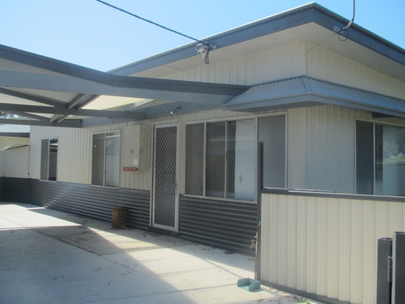 1/13 Middle Street, Lakes Entrance VIC 3909