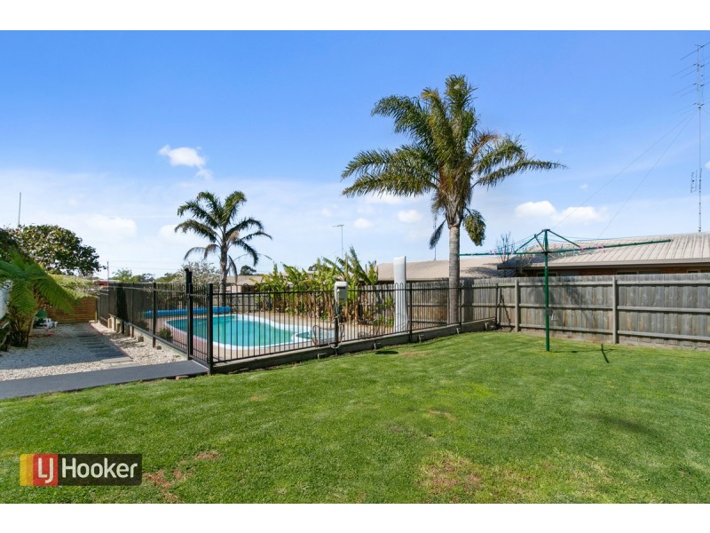 16 Bills Street, Lakes Entrance VIC 3909