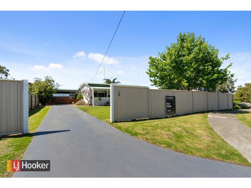 16 Bills Street, Lakes Entrance VIC 3909
