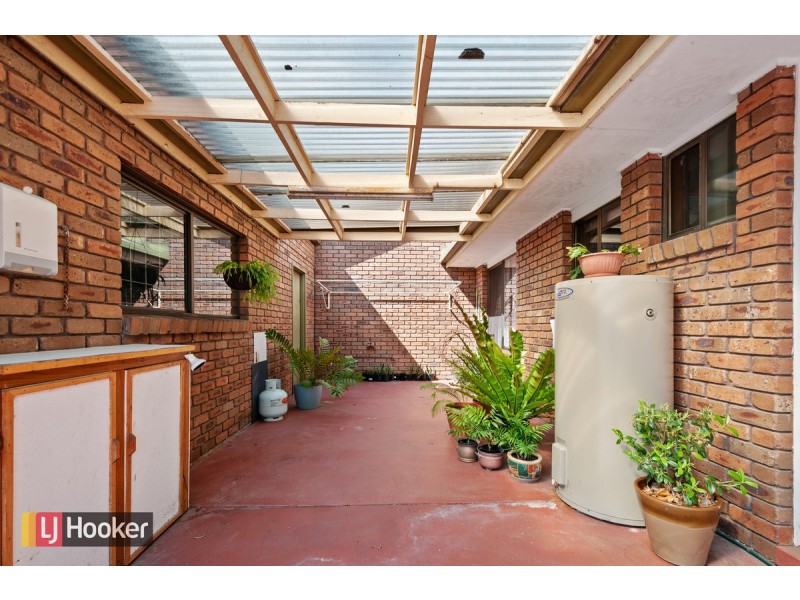 1/6 Eastern Beach Road, Lakes Entrance VIC 3909