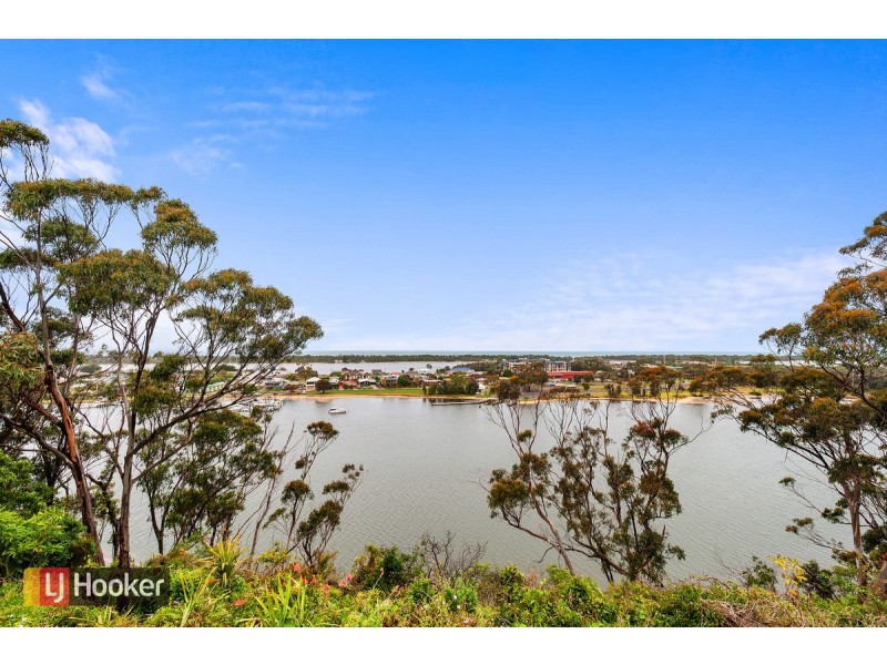 67 Seaview Parade, Kalimna VIC 3909