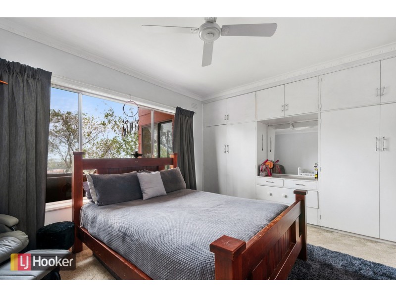 67 Seaview Parade, Kalimna VIC 3909