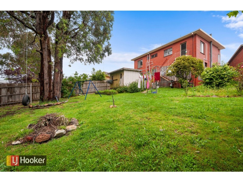 67 Seaview Parade, Kalimna VIC 3909