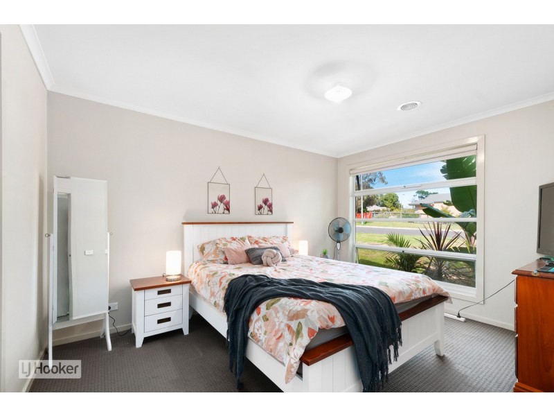 17 Peter Road, Metung VIC 3904