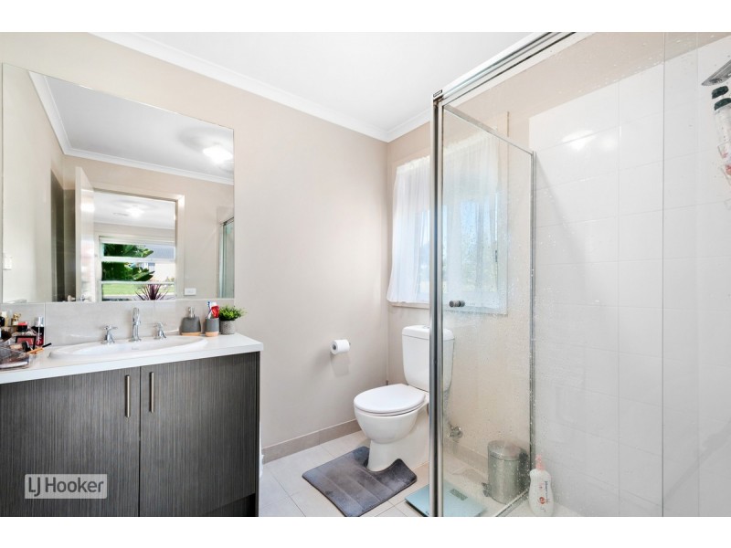 17 Peter Road, Metung VIC 3904