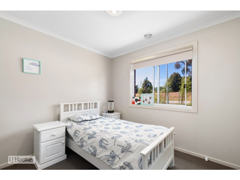 17 Peter Road, Metung VIC 3904