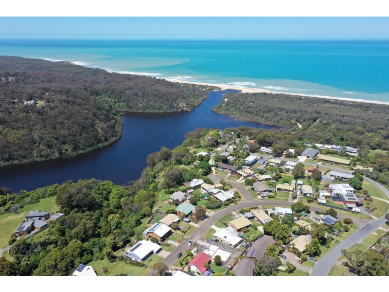 9 Campbell Grove, Lake Bunga VIC 3909