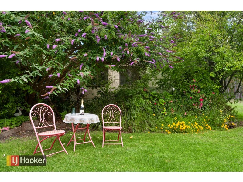 4 Allens Avenue, Wairewa VIC 3887