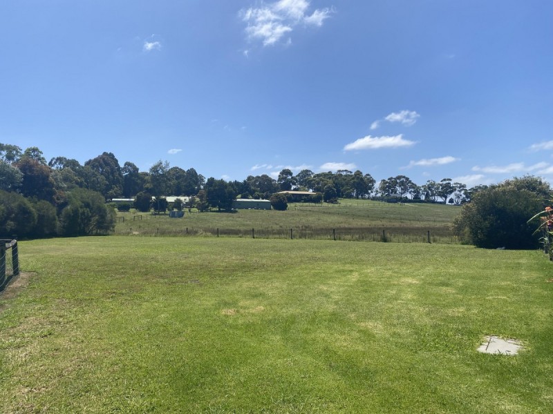 21 Redenbach Court, Swan Reach VIC 3903