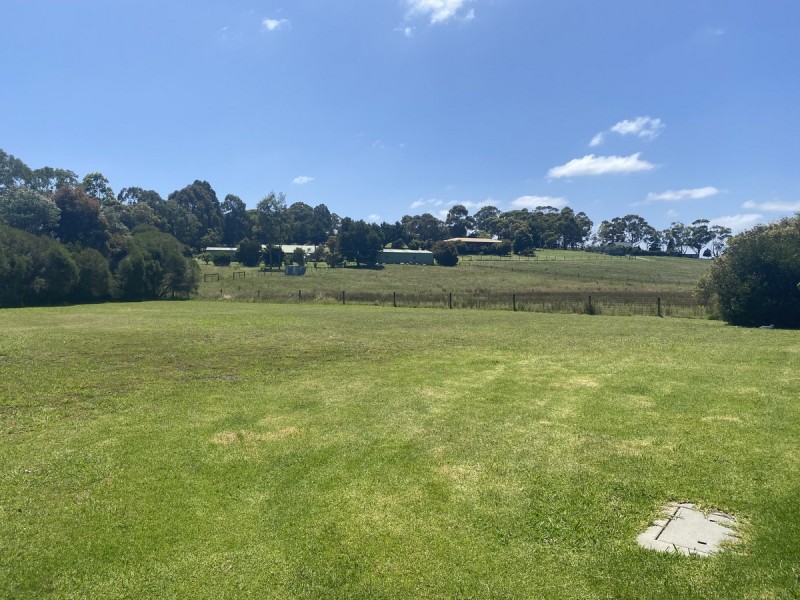 21 Redenbach Court, Swan Reach VIC 3903