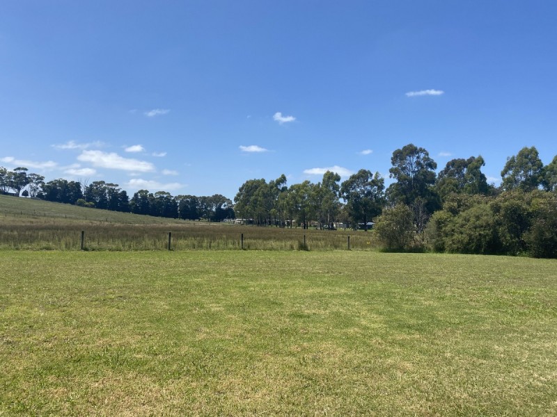 21 Redenbach Court, Swan Reach VIC 3903