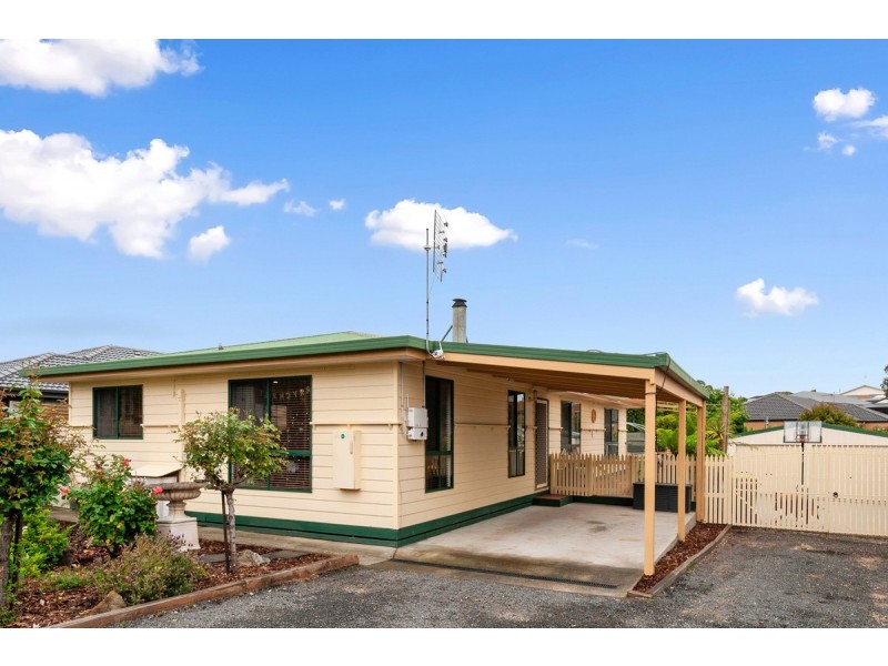 29 Hazel Road, Kalimna VIC 3909
