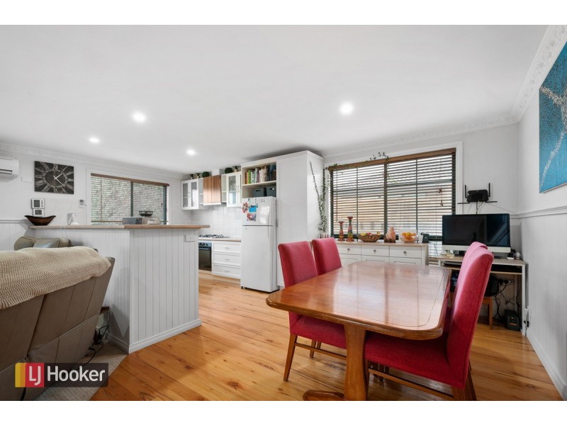 29 Hazel Road, Kalimna VIC 3909