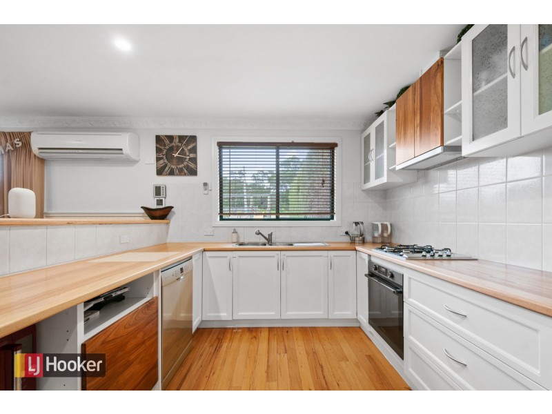 29 Hazel Road, Kalimna VIC 3909