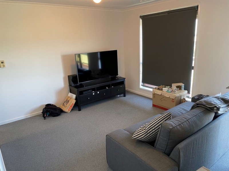 15 Uplands Avenue, Lakes Entrance VIC 3909