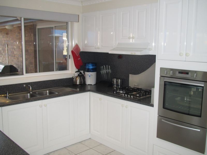 54 Stirling Drive, Lakes Entrance VIC 3909