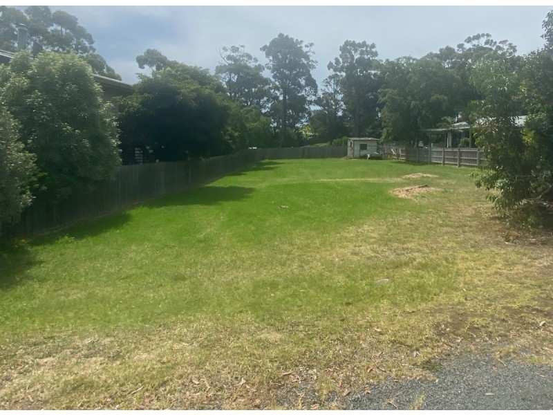 199 Princes Highway, Lakes Entrance VIC 3909