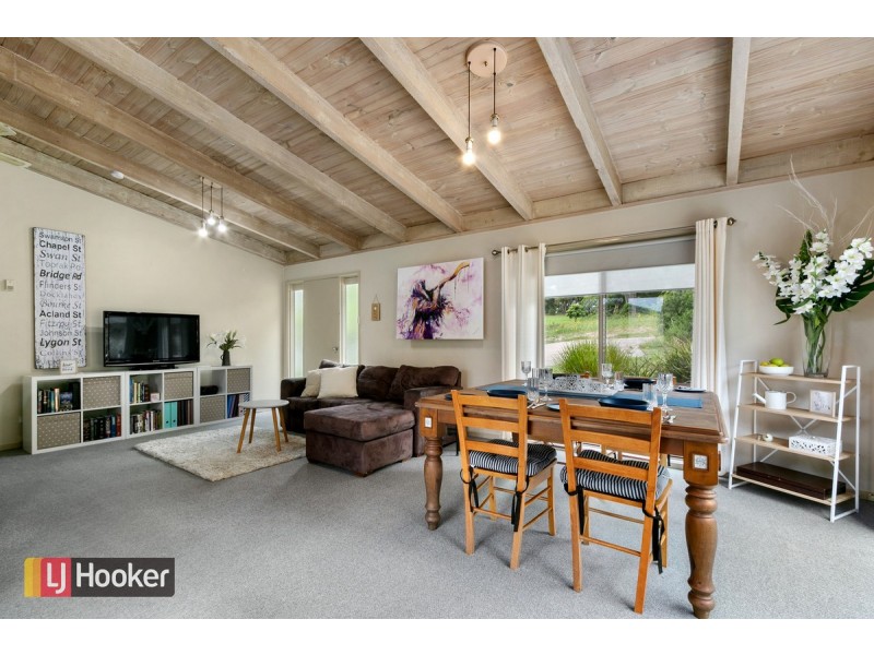 13 Bassett Road, Lakes Entrance VIC 3909