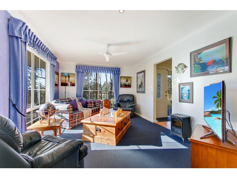 14 Banool Close, Metung VIC 3904