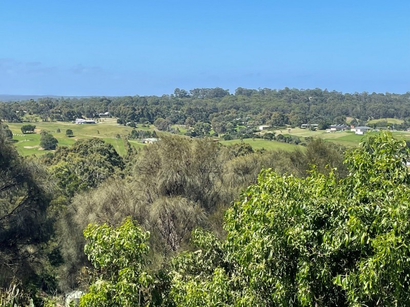 35 Moorhouse Street, Metung VIC 3904