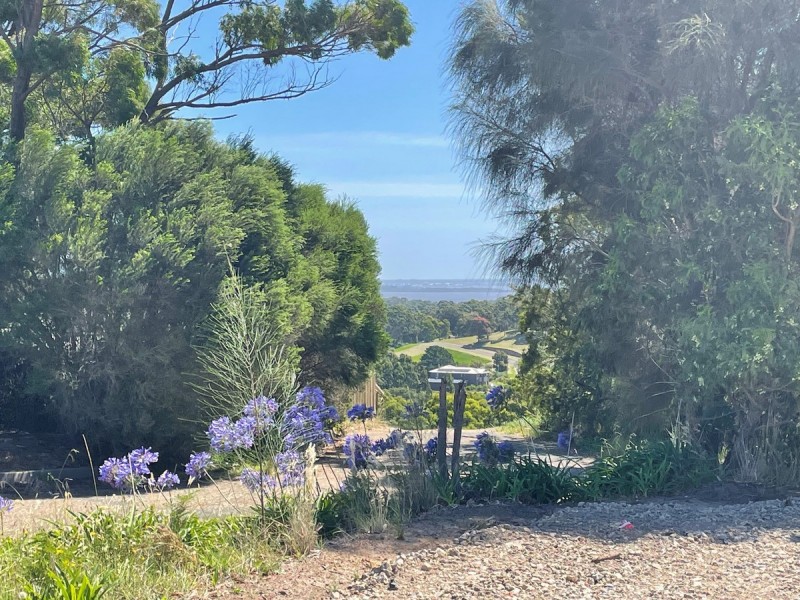 35 Moorhouse Street, Metung VIC 3904