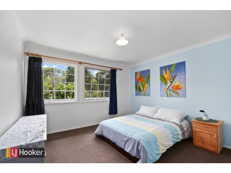 8 Fisher Street, Lakes Entrance VIC 3909
