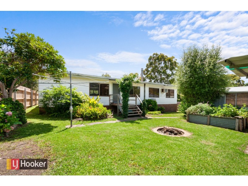 8 Fisher Street, Lakes Entrance VIC 3909