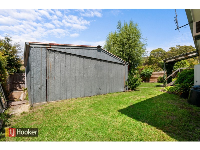 8 Fisher Street, Lakes Entrance VIC 3909