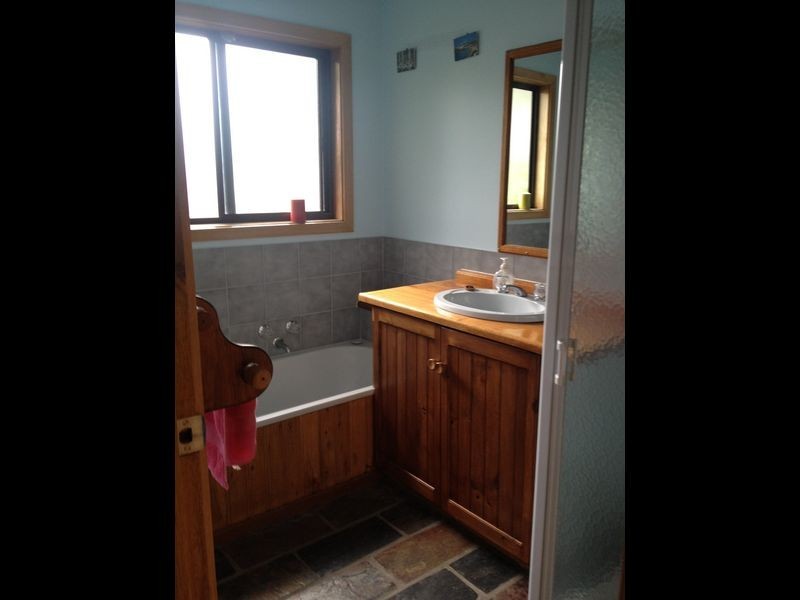 53 Hazel Road, Kalimna VIC 3909