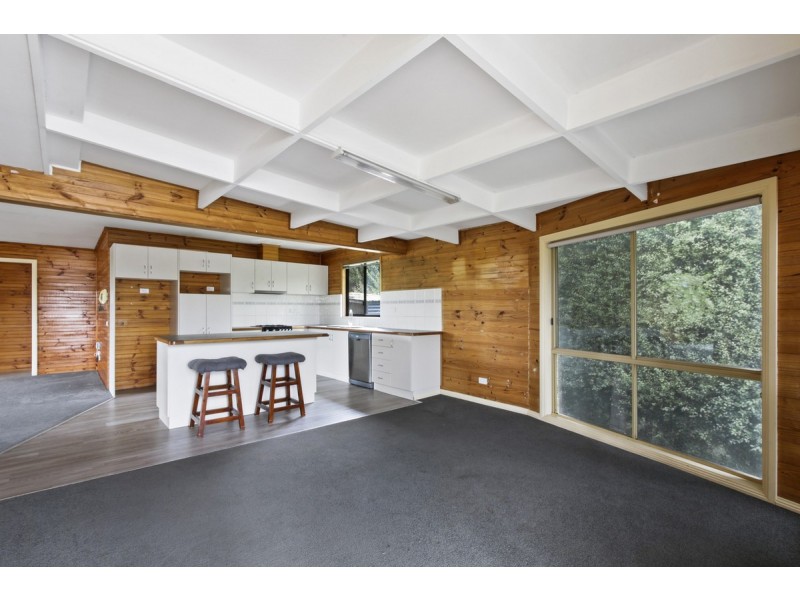 12 Neals Road, Metung VIC 3904