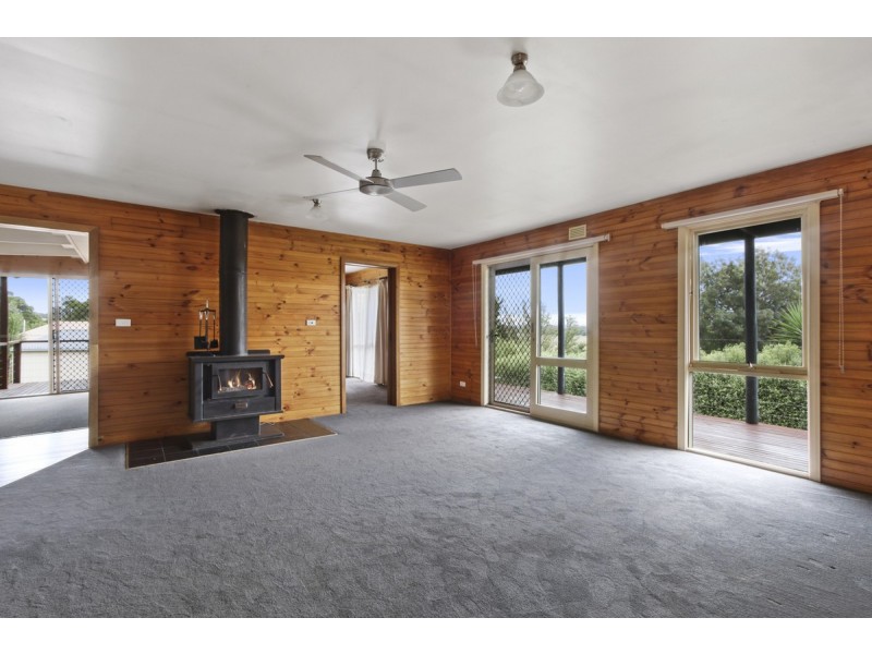 12 Neals Road, Metung VIC 3904