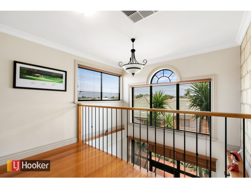 66 Roadknight Street, Lakes Entrance VIC 3909