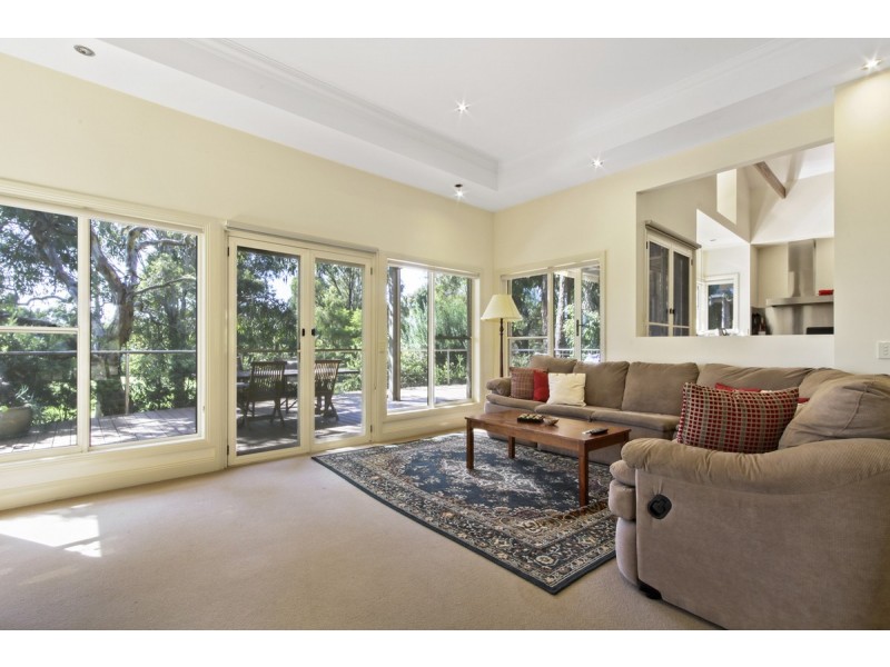 12 Kings Cove Boulevard, Metung VIC 3904