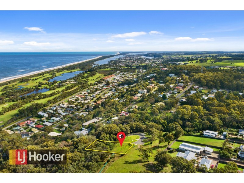 12 Alieca Rise, Lakes Entrance VIC 3909