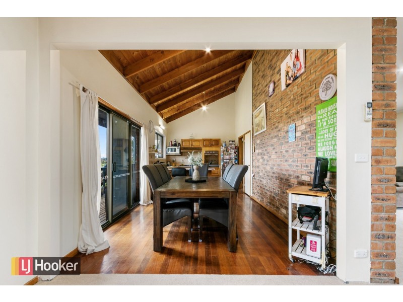 121 Albatross Road, Kalimna VIC 3909