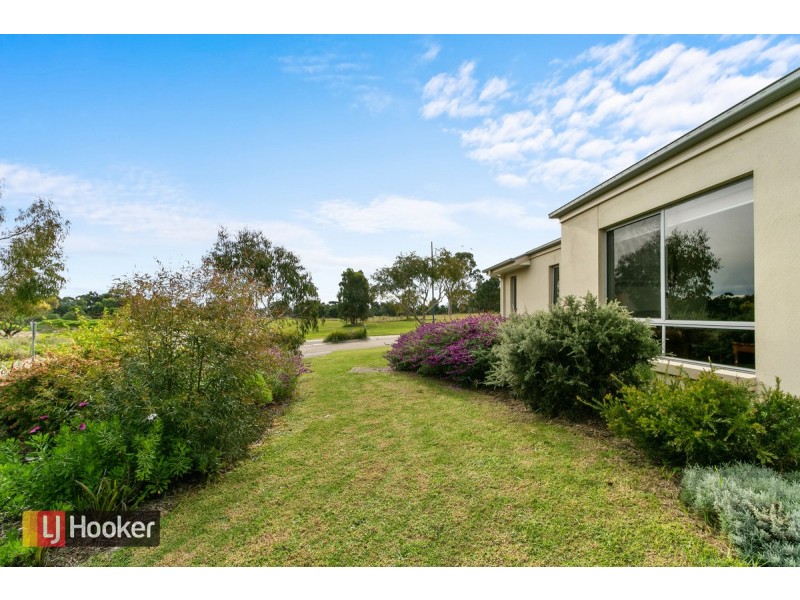 123 Kingscove Boulevard, Metung VIC 3904
