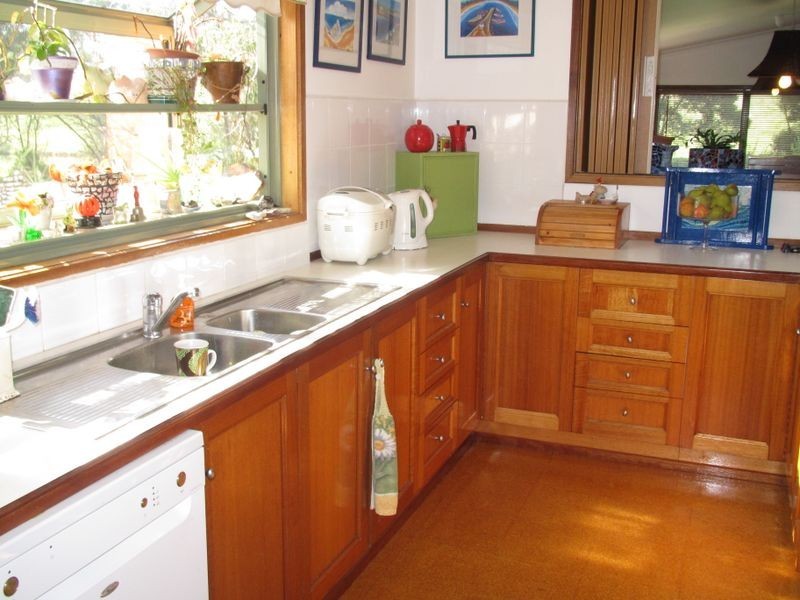 138 Colquhuon Road, Lakes Entrance VIC 3909